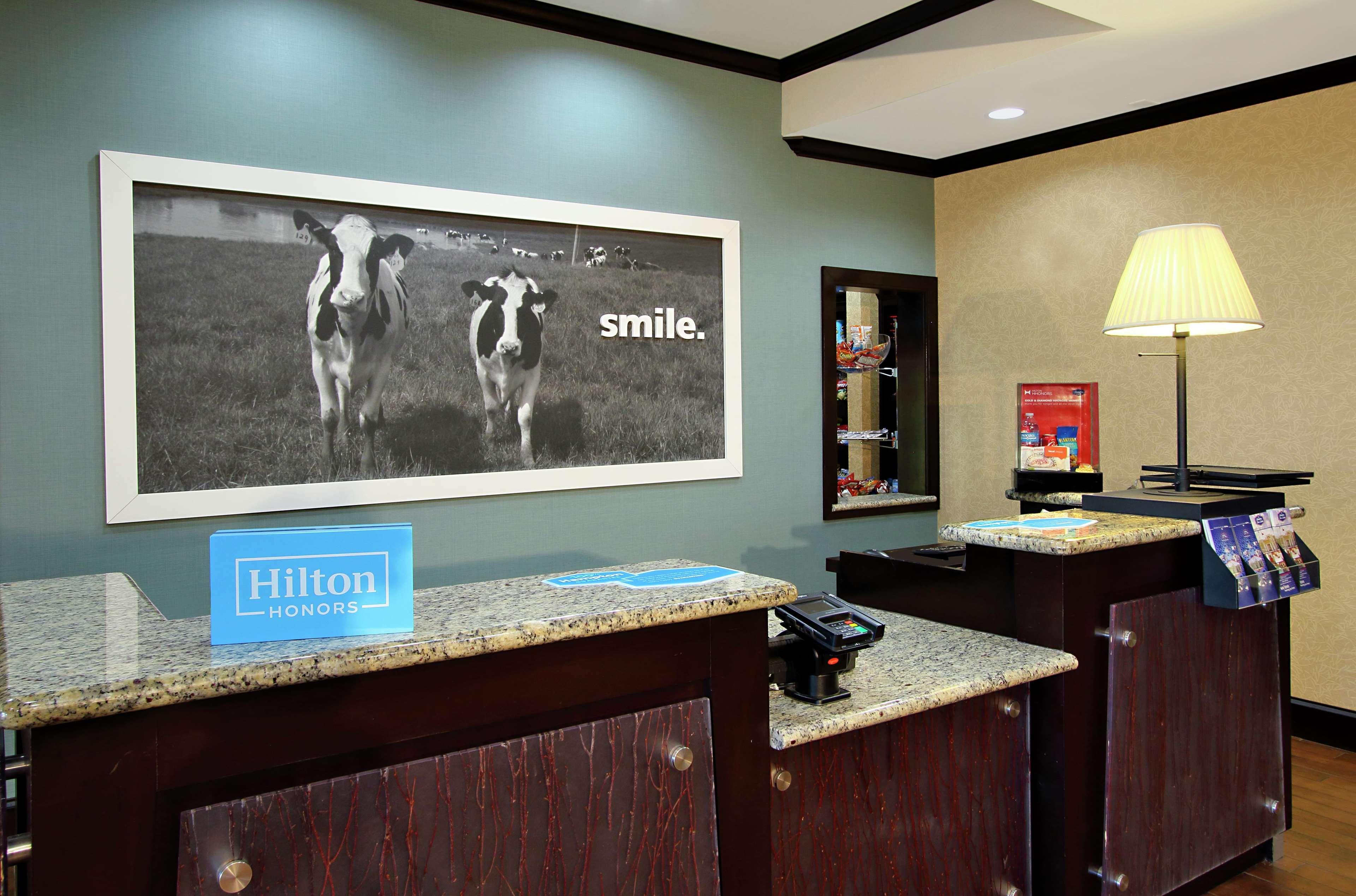 Hampton Inn & Suites Buffalo Exteriér fotografie