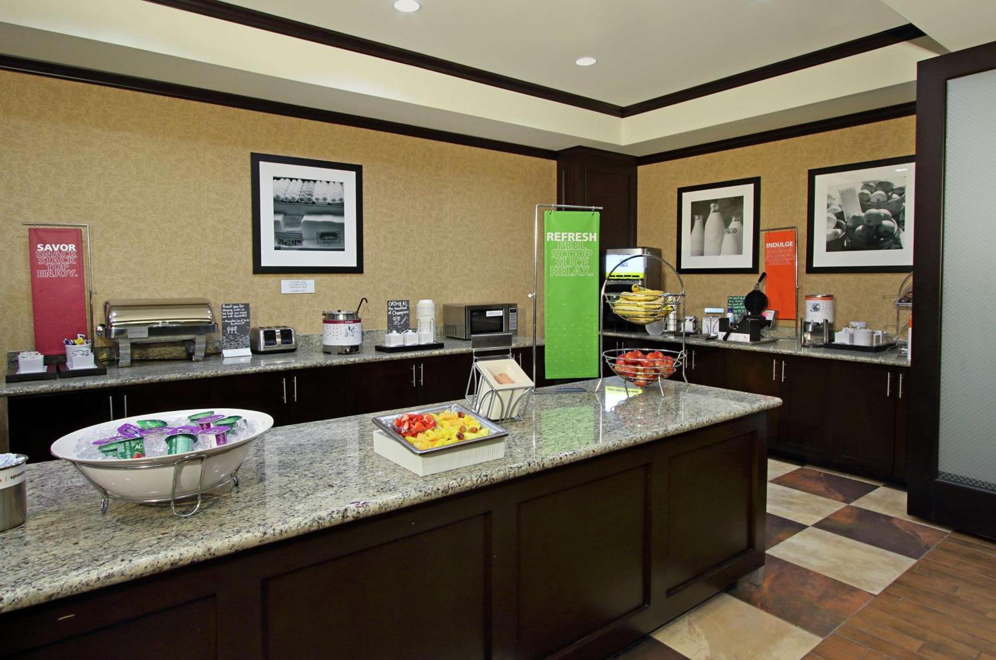 Hampton Inn & Suites Buffalo Exteriér fotografie